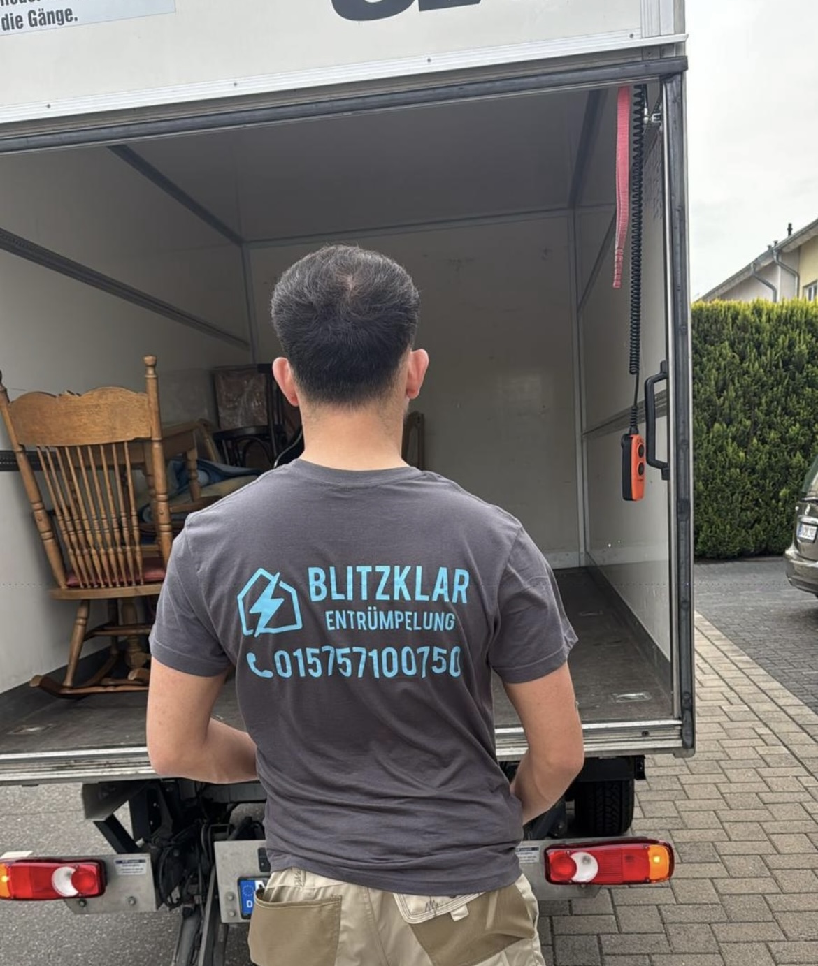 Entrümpelung von Kellern & Dachböden