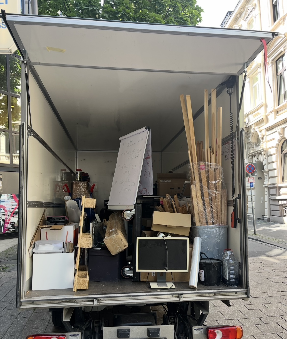 Entrümpelung von Garagen & Lagerräumen